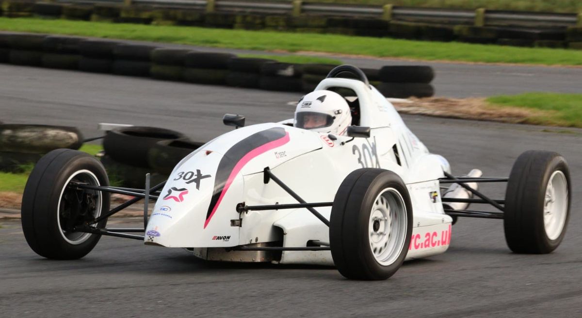 SERC Formula Ford 1600 on race track.