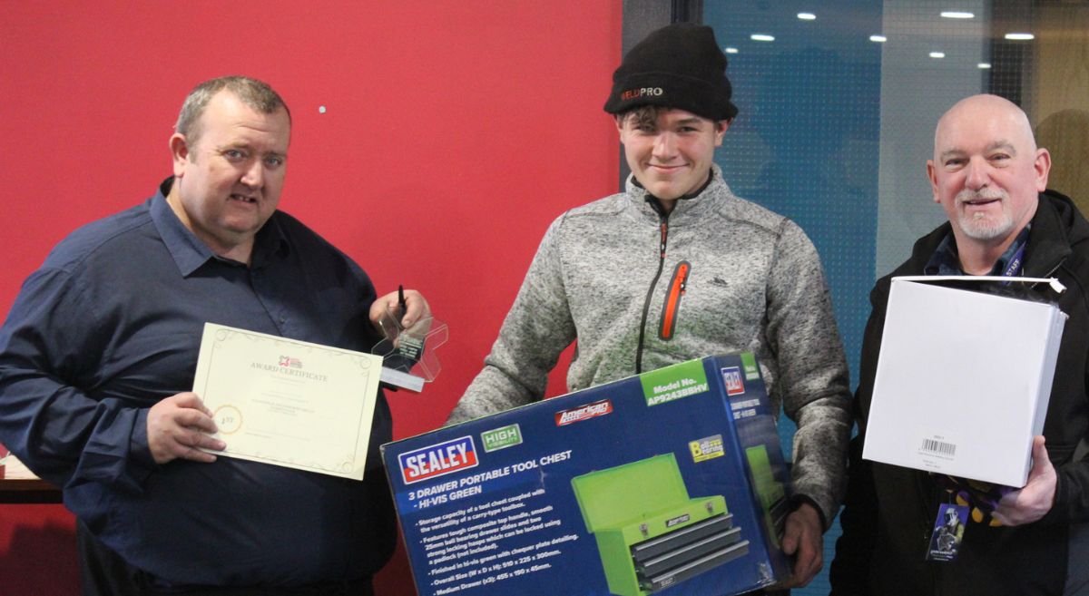 (L-R) Ivan Kelly, SERC Engineering lecturer, with Fergal Breen, Level 3 Apprenticeship NI in Engineering and James Reynolds, SERC staff member