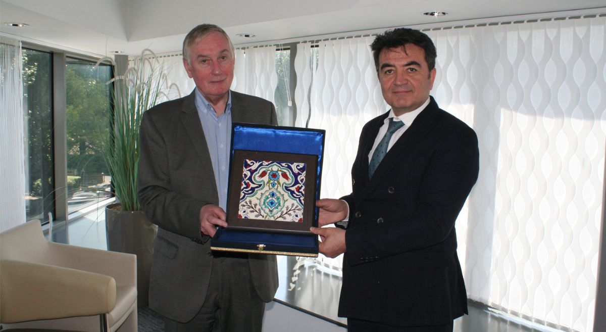 Ken Webb, Principal and CEO, SERC and Dr. Yücel Tekin, Head of Computing and Engineering at OSTIM Technical University